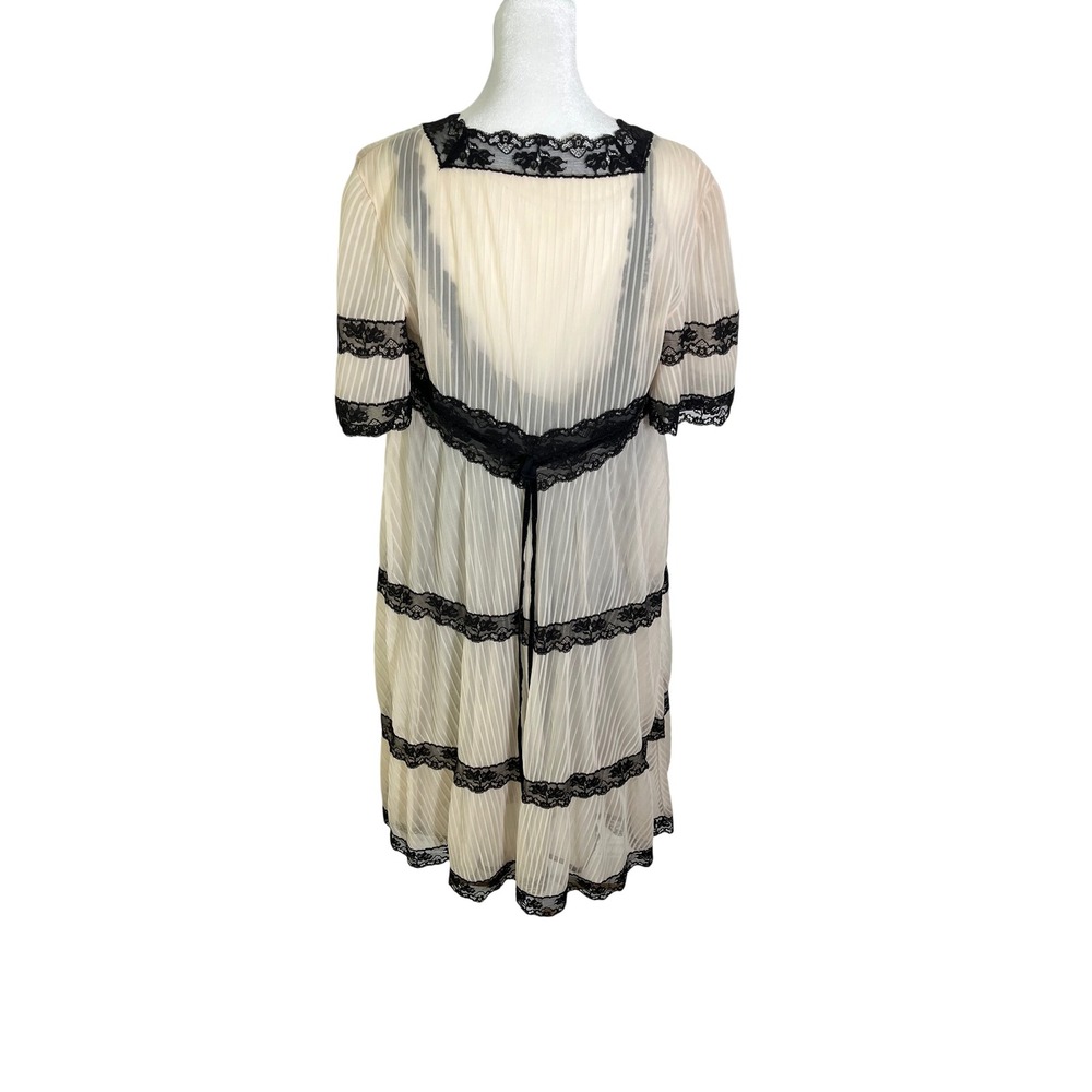 VINTAGE 60s VANITY FAIR Peignoir Set Black Lace Pleated Chiffon Robe Nightgown - Picture 3 of 16